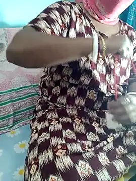 Snapshot of Bengali-boudi chatting on 04-16-26, 05:58 Bengali-boudi online show from 04-16-26, 05:58