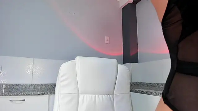 Alison Miller9 online show from 12-04-24, 01:36