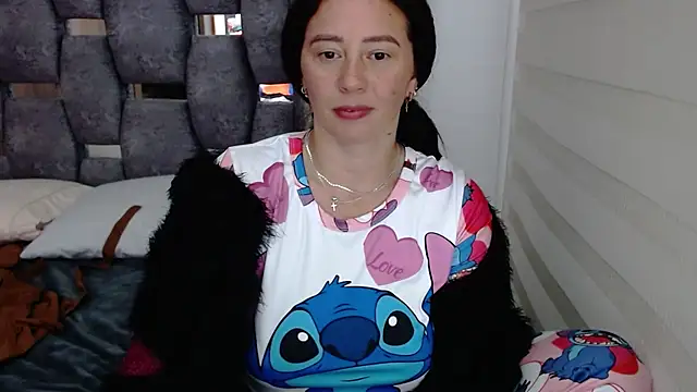 sara hott 1 online show from 12-04-24, 02:59