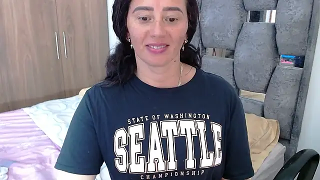 sara hott 1 online show from 01-09-25, 08:11