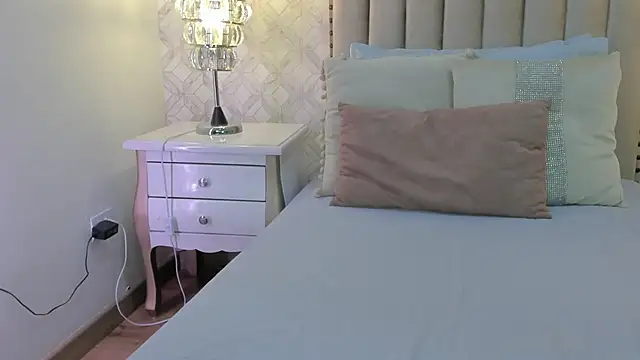 Pia Johnson  online show from 02-20-26, 11:22