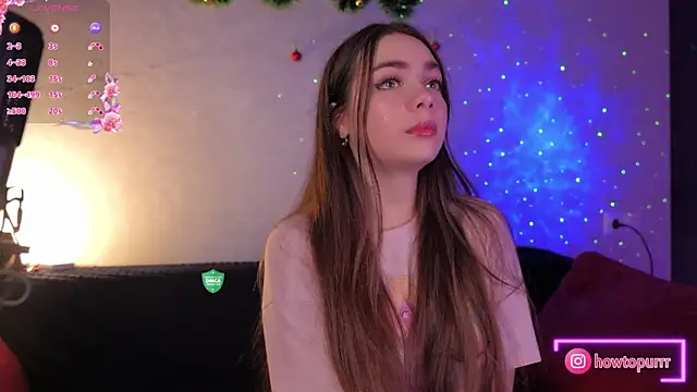 Snapshot of How2Meow chatting on 02-14-25, 05:36 How2Meow online show from 02-14-25, 05:36