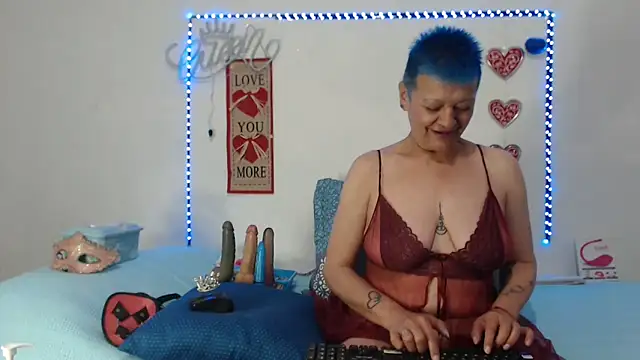 loquitaqueen011 online show from 01-31-25, 06:25