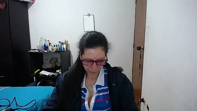 latin49 online show from 10-24-25, 04:20