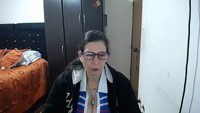 latin49 online show from 07-24-26, 04:10