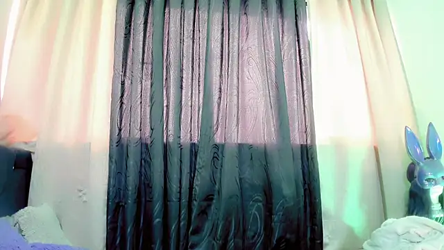 Snapshot of lesly_xx chatting on 02-24-26, 07:45 lesly xx online show from 02-24-26, 07:45