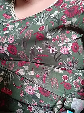 Snapshot of AgniPriya chatting on 03-07-26, 06:43 AgniPriya online show from 03-07-26, 06:43