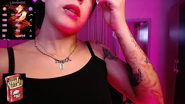 Snapshot of Misslana_wn1 chatting on 09-30-25, 05:12 Misslana wn1 online show from 09-30-25, 05:12