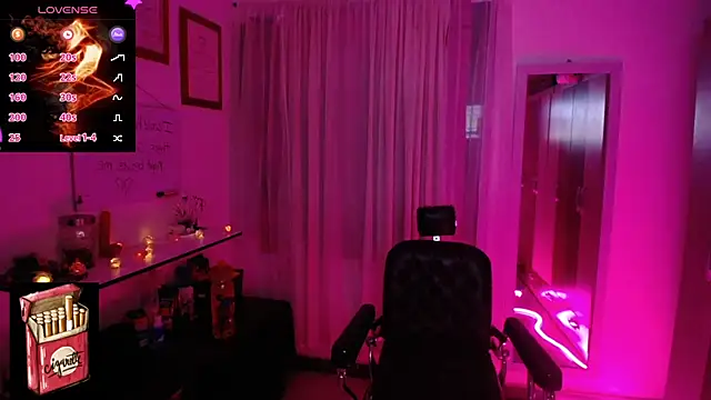 Snapshot of Misslana_wn1 chatting on 10-10-25, 04:00 Misslana wn1 online show from 10-10-25, 04:00