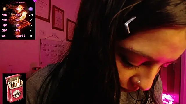 Snapshot of Misslana_wn1 chatting on 10-11-25, 05:28 Misslana wn1 online show from 10-11-25, 05:28