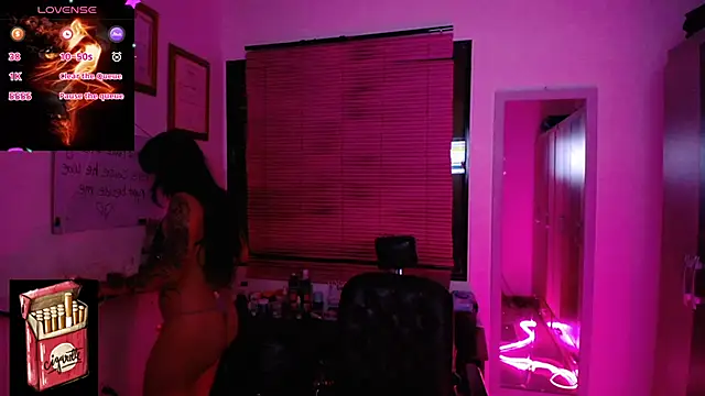 Snapshot of Misslana_wn1 chatting on 11-04-25, 12:43 Misslana wn1 online show from 11-04-25, 12:43