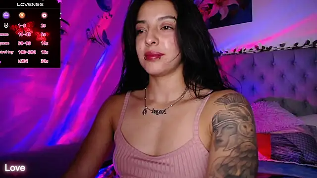 Snapshot of Misslana_wn1 chatting on 05-04-26, 06:20 Misslana wn1 online show from 05-04-26, 06:20