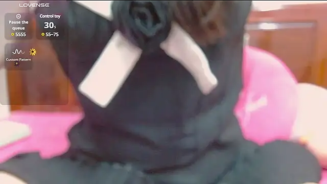 Snapshot of YURIALA chatting on 03-14-25, 02:20 YURIALA online show from 03-14-25, 02:20