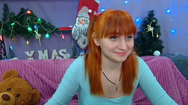 NinaFlawlees online show from 12-27-24, 10:37