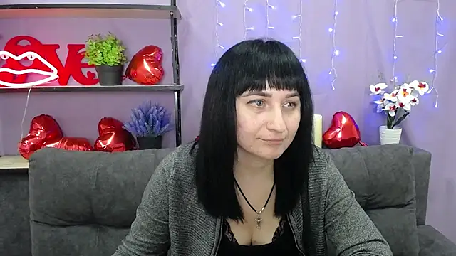 NinaFlawlees online show from 03-07-25, 07:27