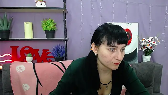 NinaFlawlees online show from 03-13-25, 11:27