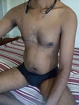 robinsan1010 online show from 08-06-26, 05:37