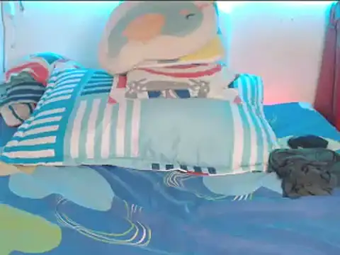 Snapshot of shunrei_saan chatting on 03-19-25, 02:24 shunrei saan online show from 03-19-25, 02:24