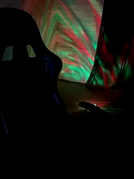 Snapshot of Aalexandrea chatting on 09-16-25, 06:31 Aalexandrea online show from 09-16-25, 06:31