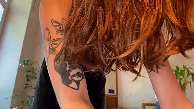 elfess online show from 09-29-25, 09:14