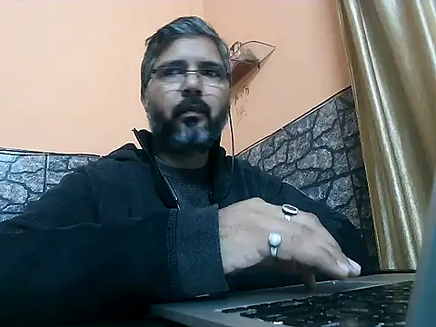 Snapshot of AerifiedLivelong chatting on 12-23-24, 01:35 AerifiedLivelong online show from 12-23-24, 01:35