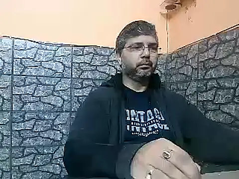 Snapshot of AerifiedLivelong chatting on 01-06-25, 05:41 AerifiedLivelong online show from 01-06-25, 05:41