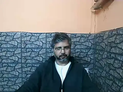 Snapshot of AerifiedLivelong chatting on 01-18-25, 07:26 AerifiedLivelong online show from 01-18-25, 07:26