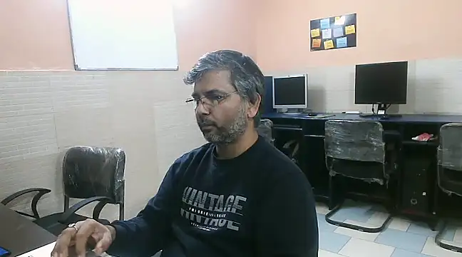 Snapshot of AerifiedLivelong chatting on 02-04-25, 08:06 AerifiedLivelong online show from 02-04-25, 08:06
