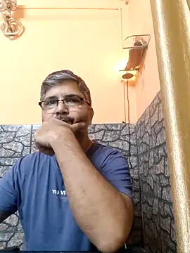 Snapshot of AerifiedLivelong chatting on 09-18-25, 07:49 AerifiedLivelong online show from 09-18-25, 07:49