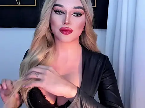 Snapshot of hotstellacumxxx chatting on 03-06-26, 06:32 hotstellacumxxx online show from 03-06-26, 06:32