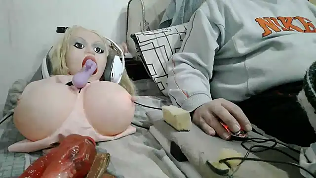 Snapshot of messi_syssy chatting on 07-11-26, 02:58 messi syssy online show from 07-11-26, 02:58