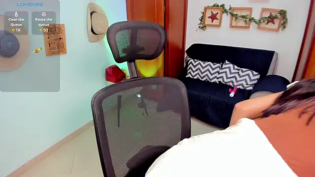 Julia-roberths online show from 01-24-25, 01:14