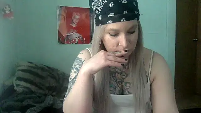 alexabunni online show from 02-28-26, 04:41