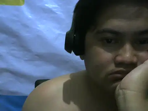 Yummy Tommy21 online show from 09-29-25, 07:08