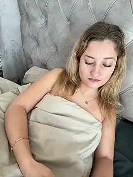 MileySummer online show from 01-12-26, 09:36