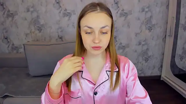 JessicaNickson online show from 02-17-25, 01:10