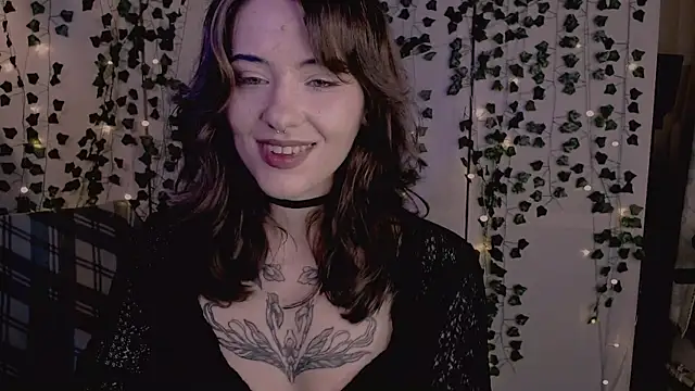 risha laas online show from 11-19-25, 08:09