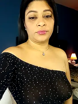 Snapshot of Lashmy111 chatting on 02-23-25, 03:02 Lashmy111 online show from 02-23-25, 03:02