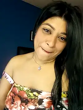 Snapshot of Lashmy111 chatting on 02-25-25, 04:14 Lashmy111 online show from 02-25-25, 04:14