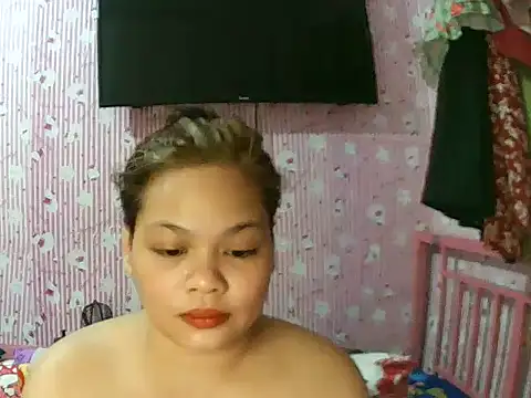 Snapshot of shaira4u chatting on 04-25-26, 01:41 shaira4u online show from 04-25-26, 01:41