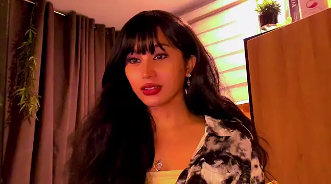 YOURCRISTINAS online show from 01-12-25, 02:30