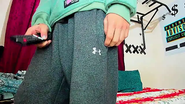 davidlatin66 online show from 10-06-25, 04:21