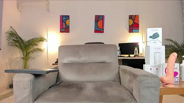 TatoKat online show from 12-14-24, 02:56