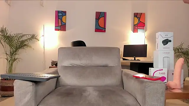 TatoKat online show from 02-18-25, 04:04