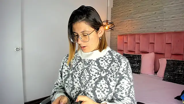 SarahDeyvis online show from 10-01-25, 01:06