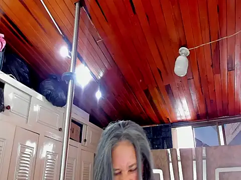 cute sassy online show from 09-28-25, 04:34