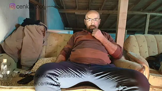 masculine bear daddy online show from 01-12-26, 05:29