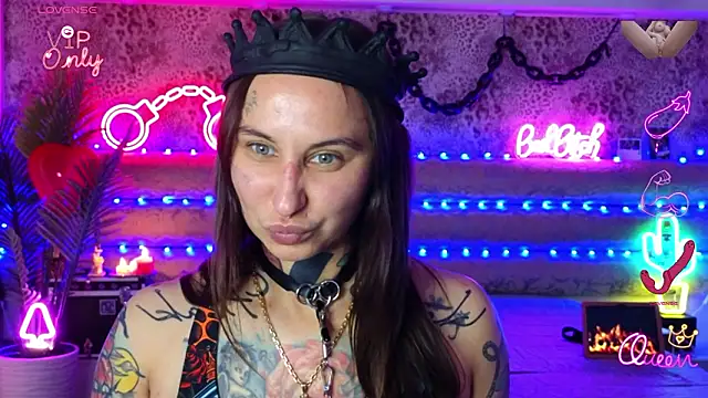 Snapshot of Cool_Freak_ chatting on 03-06-26, 10:34 Cool Freak online show from 03-06-26, 10:34