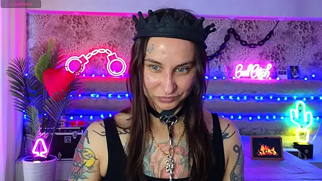 Snapshot of Cool_Freak_ chatting on 03-13-26, 10:11 Cool Freak online show from 03-13-26, 10:11