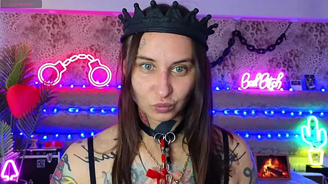 Snapshot of Cool_Freak_ chatting on 03-28-26, 10:26 Cool Freak online show from 03-28-26, 10:26